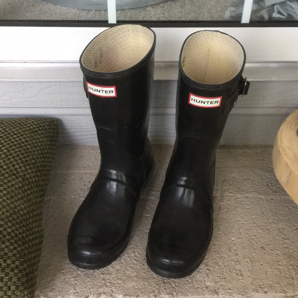 Hunter Short Black Rainboots